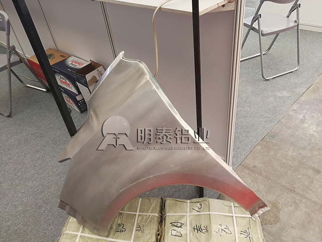 汽車鋁板汽車門(mén)