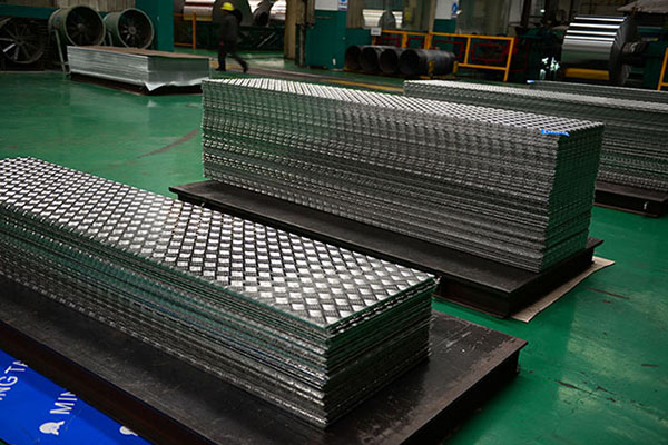 花紋鋁板材多少錢一張